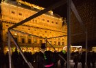 Signal festival Praha 2015  expozice u Národního divadla - dancing cubes